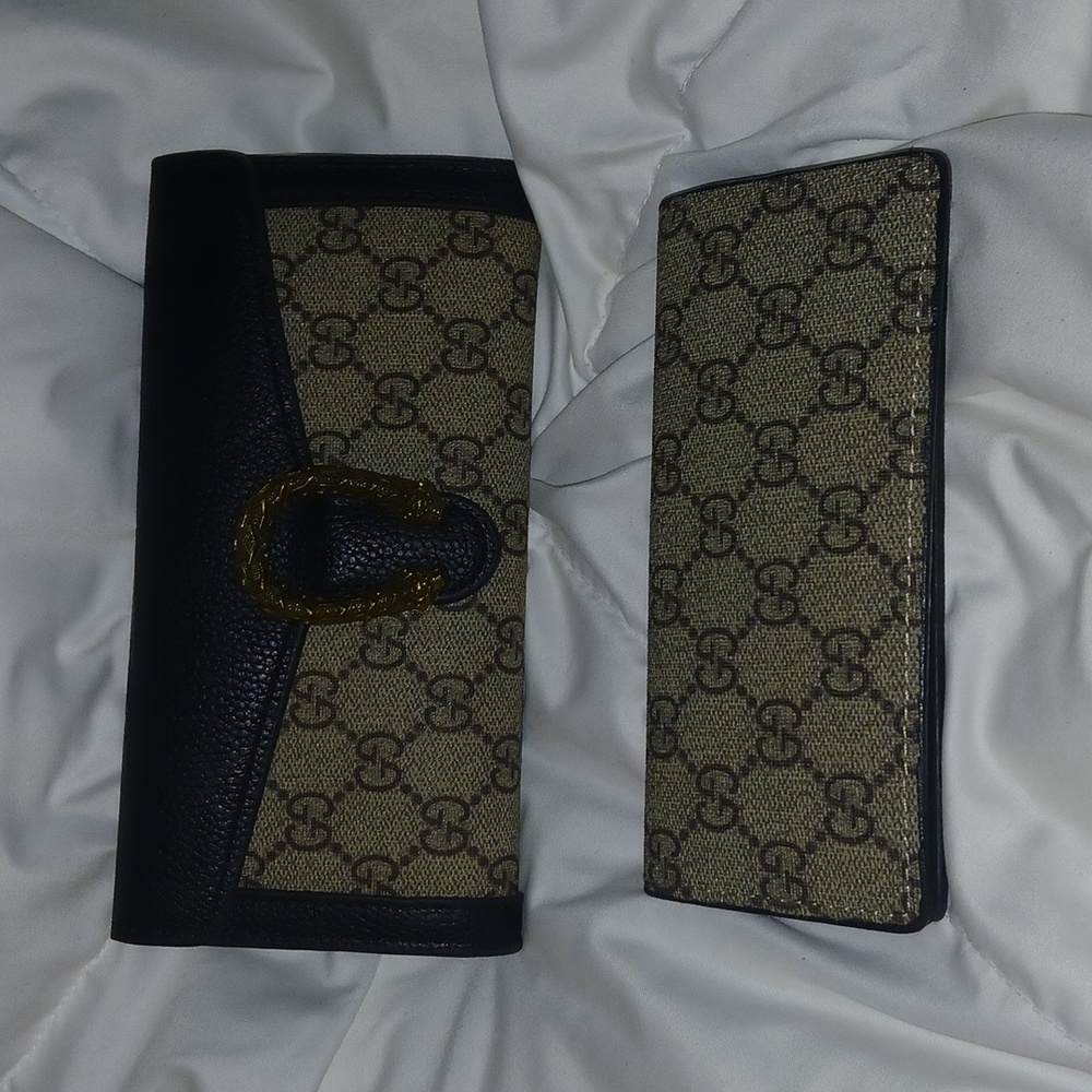 Gucci Black and Cream Clutch with Gold Accent